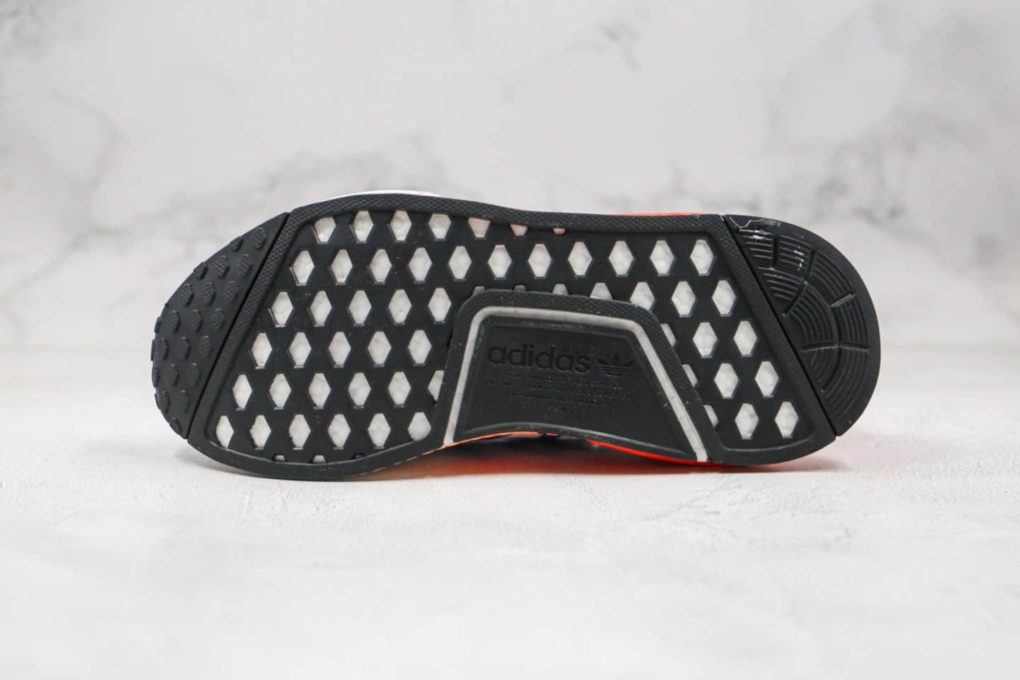 阿迪达斯adidas NMD R1纯原版本爆米花跑鞋白蓝橙色巴斯夫真爆 货号：FV5886