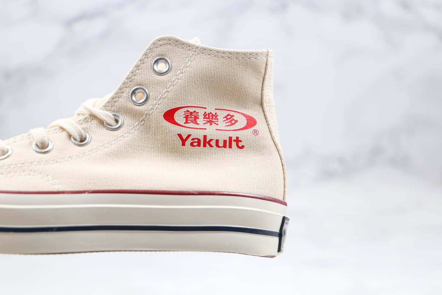 匡威Yakult x Converse 1970s公司级版本养乐多联名高帮帆布鞋原厂硫化工艺 货号：188606C