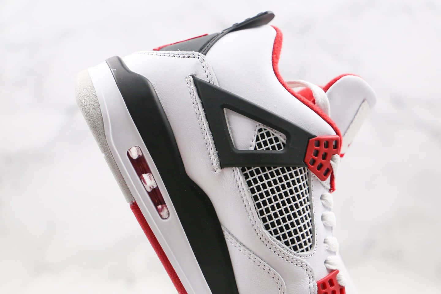 乔丹Air Jordan 4“Fire Red”纯原版本AJ4白红赛车原厂头层皮原盒原标 货号：308497-110