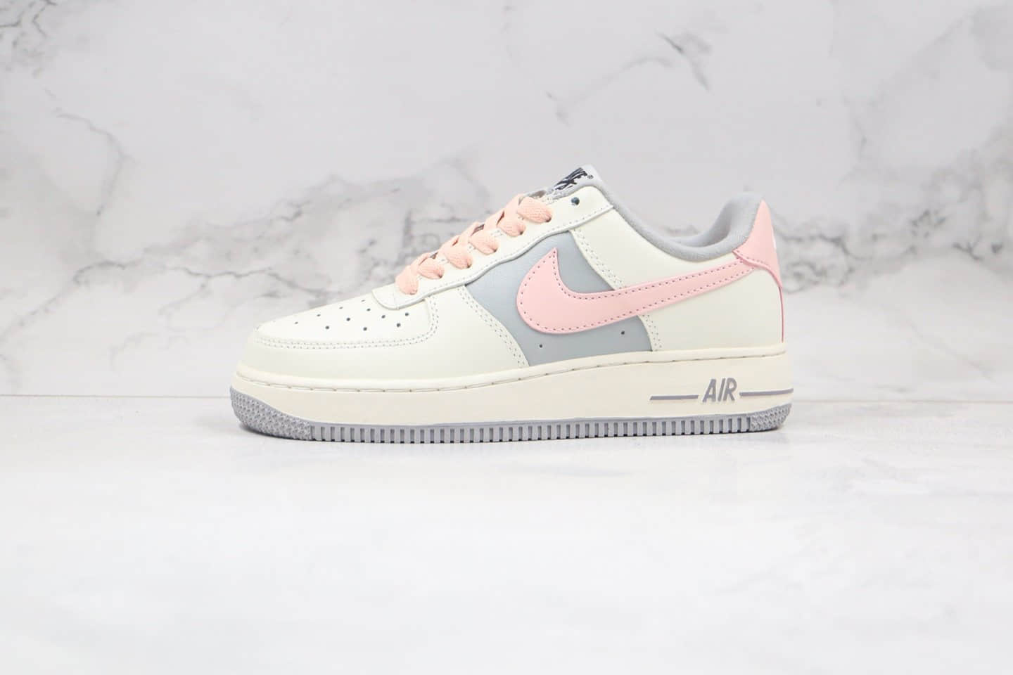 耐克Nike Air Force 1 Low（2020）Pink white LF纯原版本低帮空军一号板鞋灰粉色梦巴黎配色内置Sole气垫 货号：CW7584-101