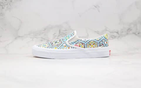 万斯Vans Vault OG Classic Slip-On LX True White x KITH联名款公司级版本低帮硫化板鞋一脚蹬摩洛哥瓷砖涂鸦印花图案原厂硫化大底