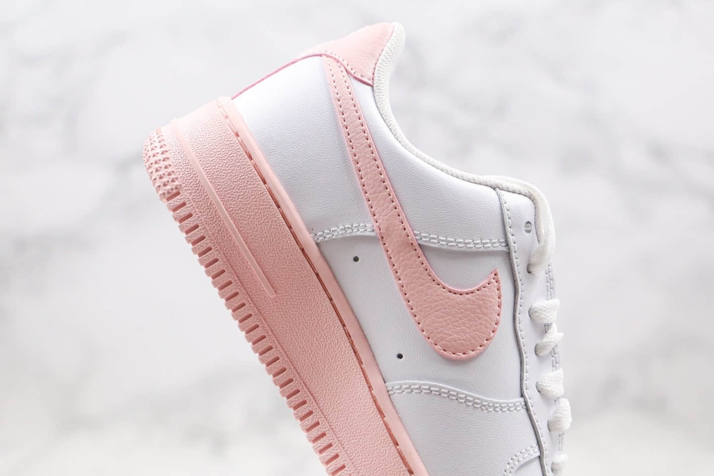 耐克Nike Air Force 1 Pink Foam White LF纯原版本低帮空军一号粉白樱花色板鞋内置全掌Sole气垫 货号：CV7663-100