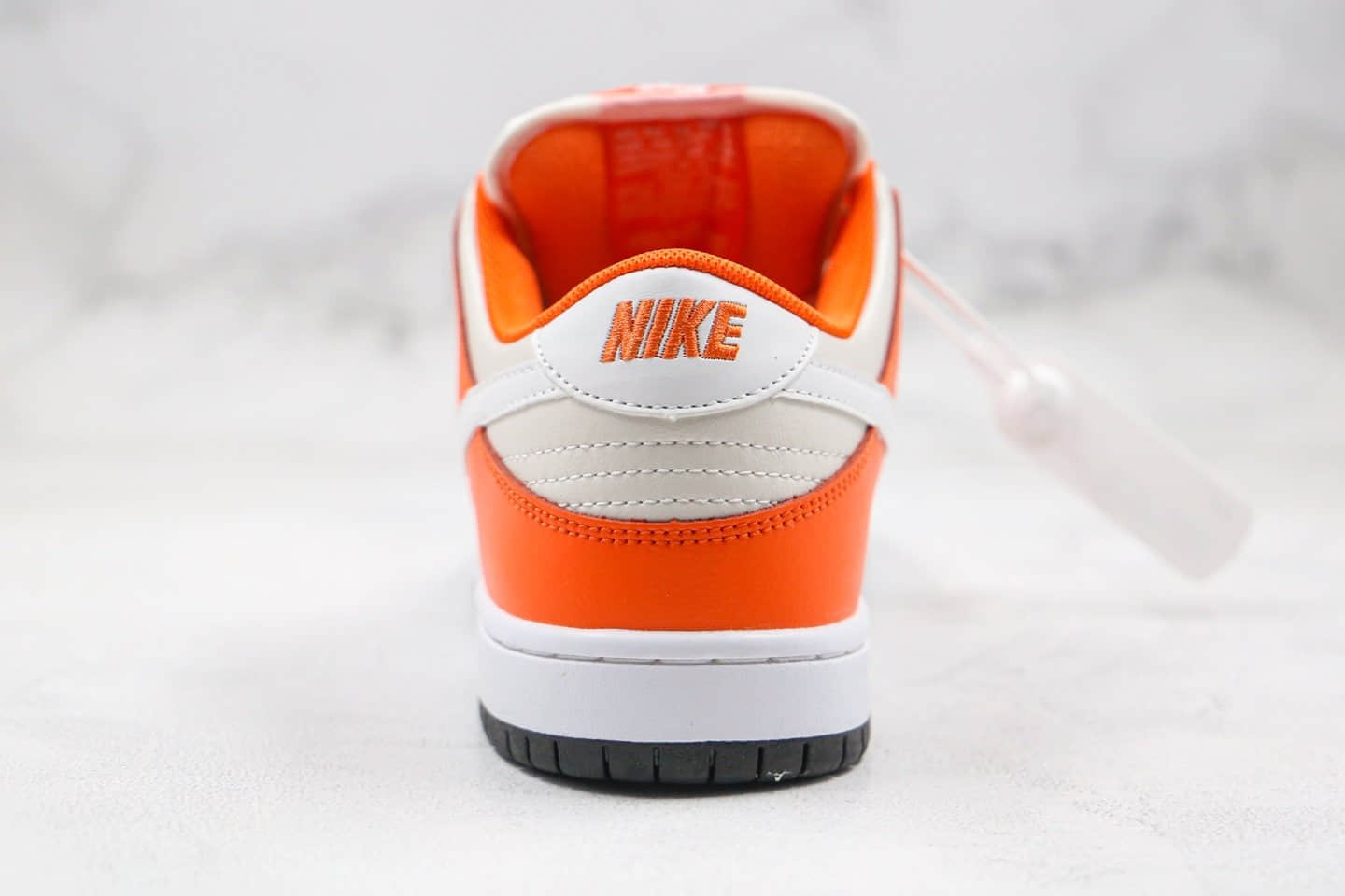 耐克Nike SB Dunk Low纯原版本低帮板鞋米白橙色原楦原纸板开发 货号：BQ6817-806