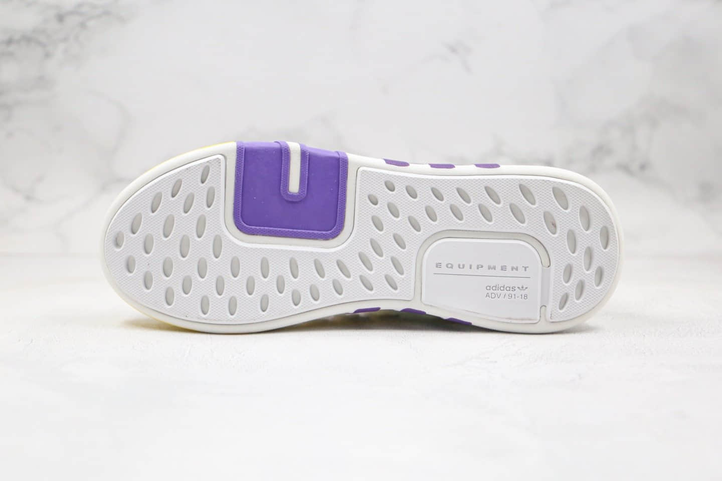 阿迪达斯Adidas EQT BASK ADV纯原版本科比纪念款湖人队主题配色三叶草EQT支撑者系列慢跑鞋白黄紫色 货号：FU9411