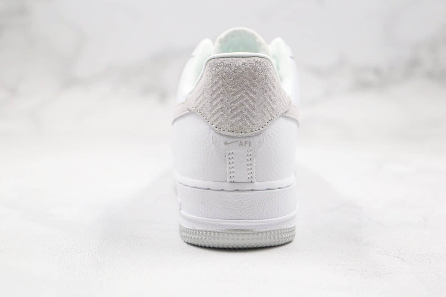 耐克Nike Air Force 1 Low纯原版本低帮空军一号白灰色灰钩配色内置气垫原档案数据开发 货号：CN2873-100