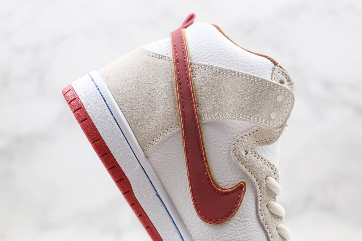 耐克Nike SB Dunk High Team Crimson纯原版本高帮SB DUNK骑士队白棕色内置气垫原档案数据开发 货号：CV9499-100