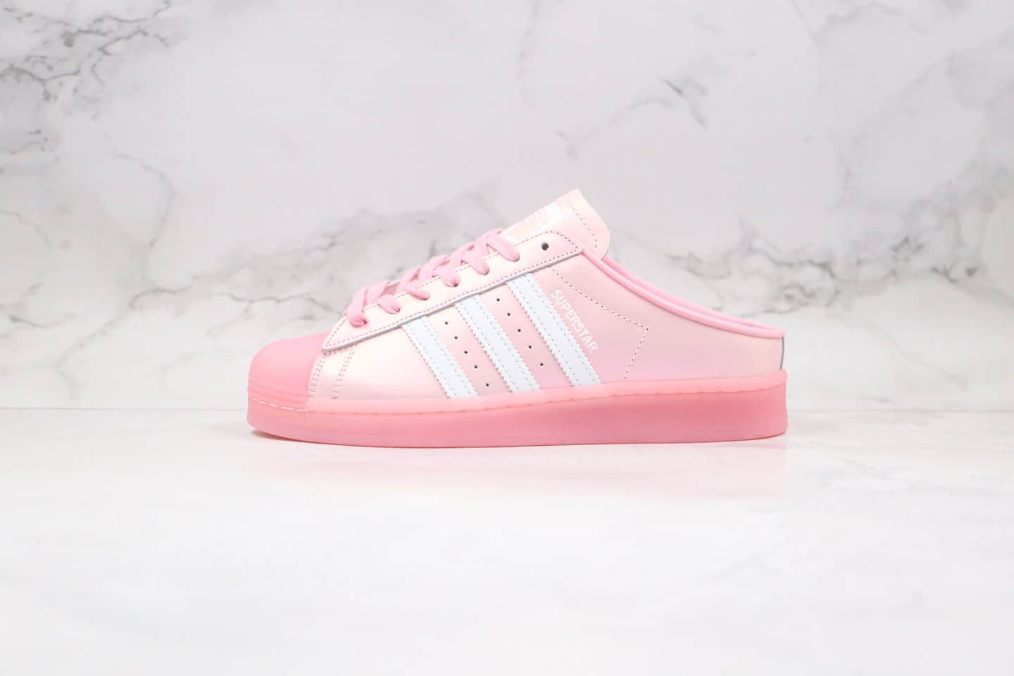 阿迪达斯Adidas AD Originals SUPERSTAR W纯原版本三叶草贝壳头半拖粉色极光糖果底原档案数据开发 货号：FX2756