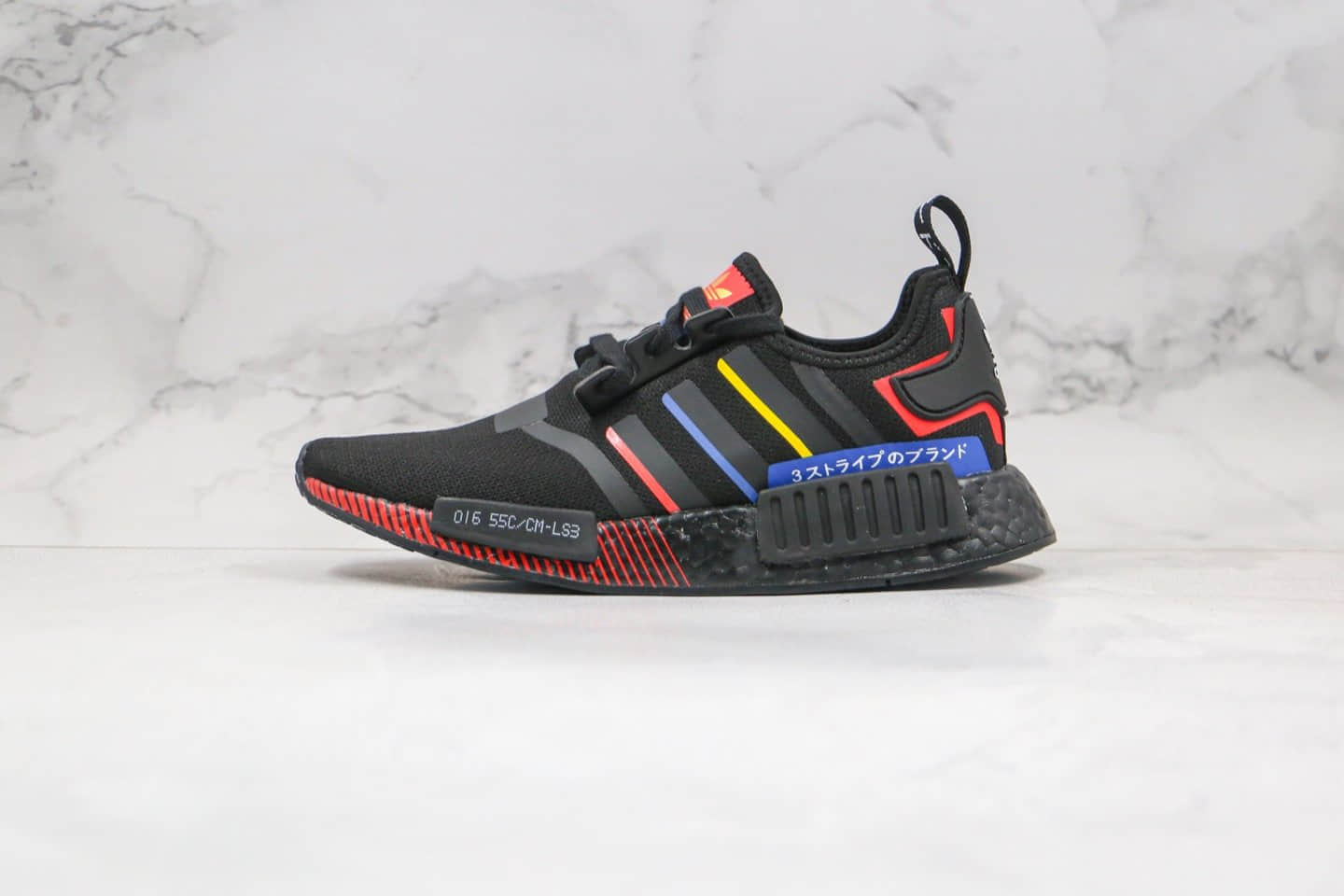 阿迪达斯adidas NMD R1纯原版本爆米花跑鞋NMD日文黑彩虹条纹撞色原楦头纸板打造 货号：FY1434