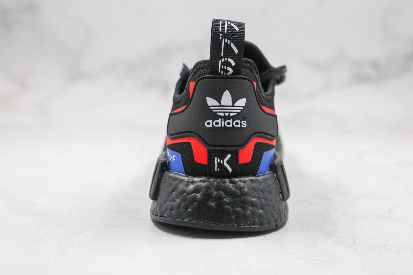 阿迪达斯adidas NMD R1纯原版本爆米花跑鞋NMD日文黑彩虹条纹撞色原楦头纸板打造 货号：FY1434