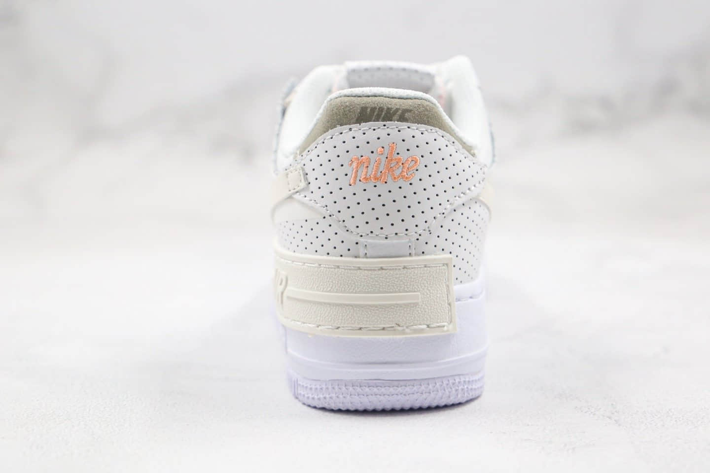 耐克Nike WMNS Air Force 1 Shadow纯原版本低帮空军一号马卡龙解构系列米白色区别市面通货版本 货号：CZ8107-100