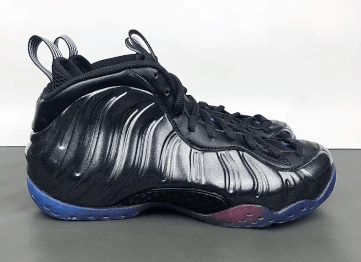 吸睛渐变外底！全新Air Foamposite One首曝光！ 货号：CU8063-001