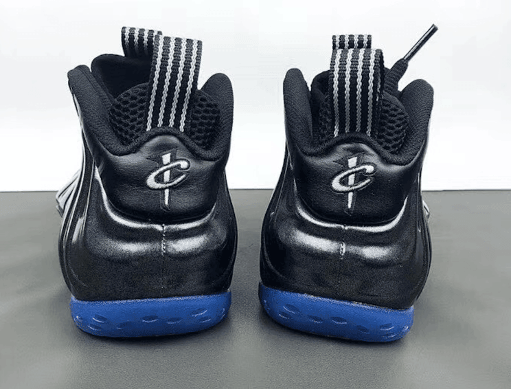 吸睛渐变外底！全新Air Foamposite One首曝光！ 货号：CU8063-001