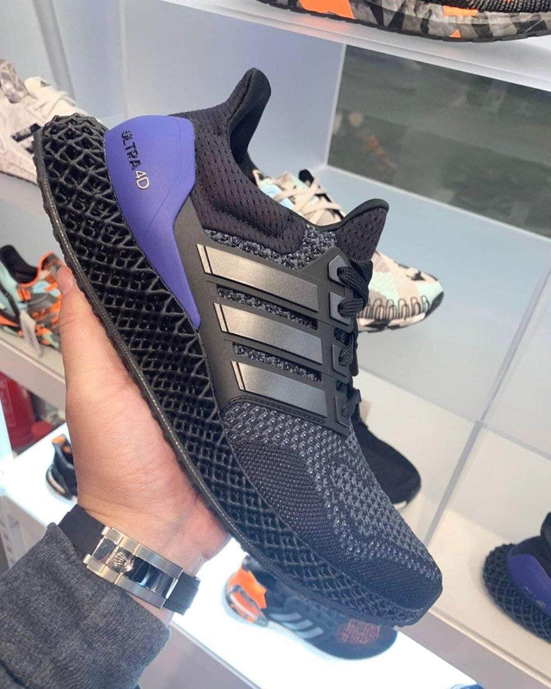 adidas Ultra 4D跑鞋黑紫配色曝光！今秋登场！