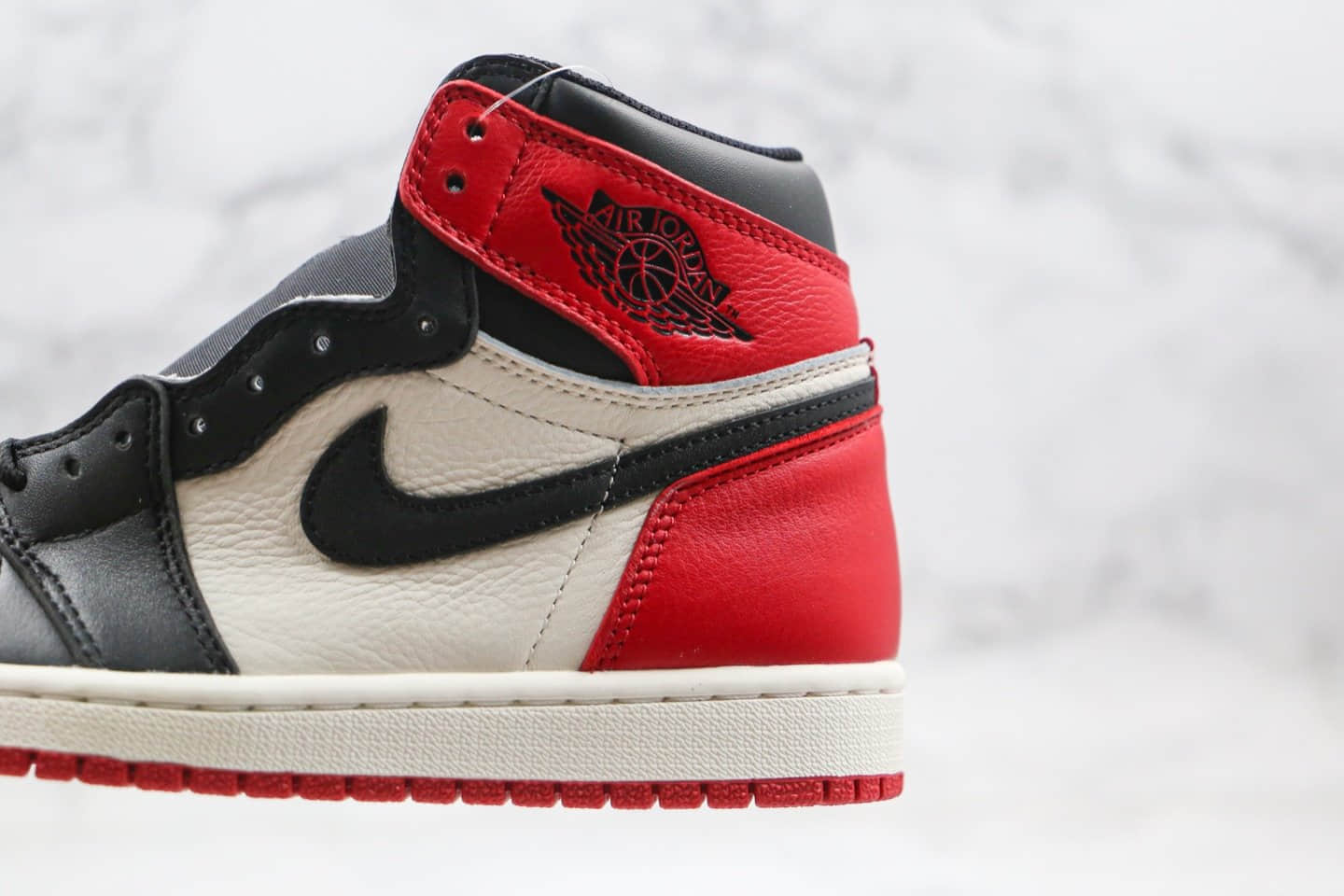 乔丹Air Jordan 1 Retro High OG Bred Toe纯原版本高帮AJ1黑红脚趾篮球鞋原档案数据开发原盒原标 货号：555088-610