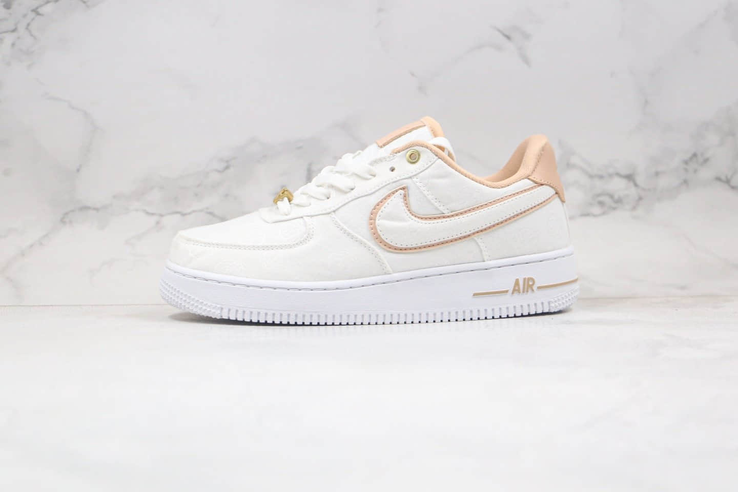 耐克Nike Air Force 1 Low Pastel White纯原版本低帮空军一号白卡其色丝绸球形印花板鞋原楦头纸板打造 货号：898889-102