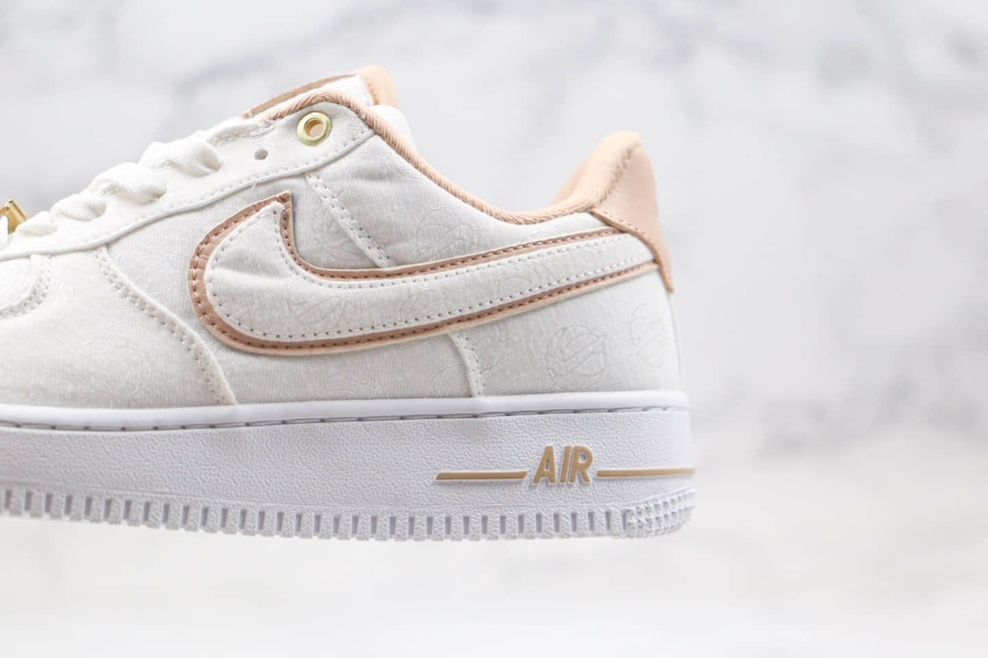 耐克Nike Air Force 1 Low Pastel White纯原版本低帮空军一号白卡其色丝绸球形印花板鞋原楦头纸板打造 货号：898889-102