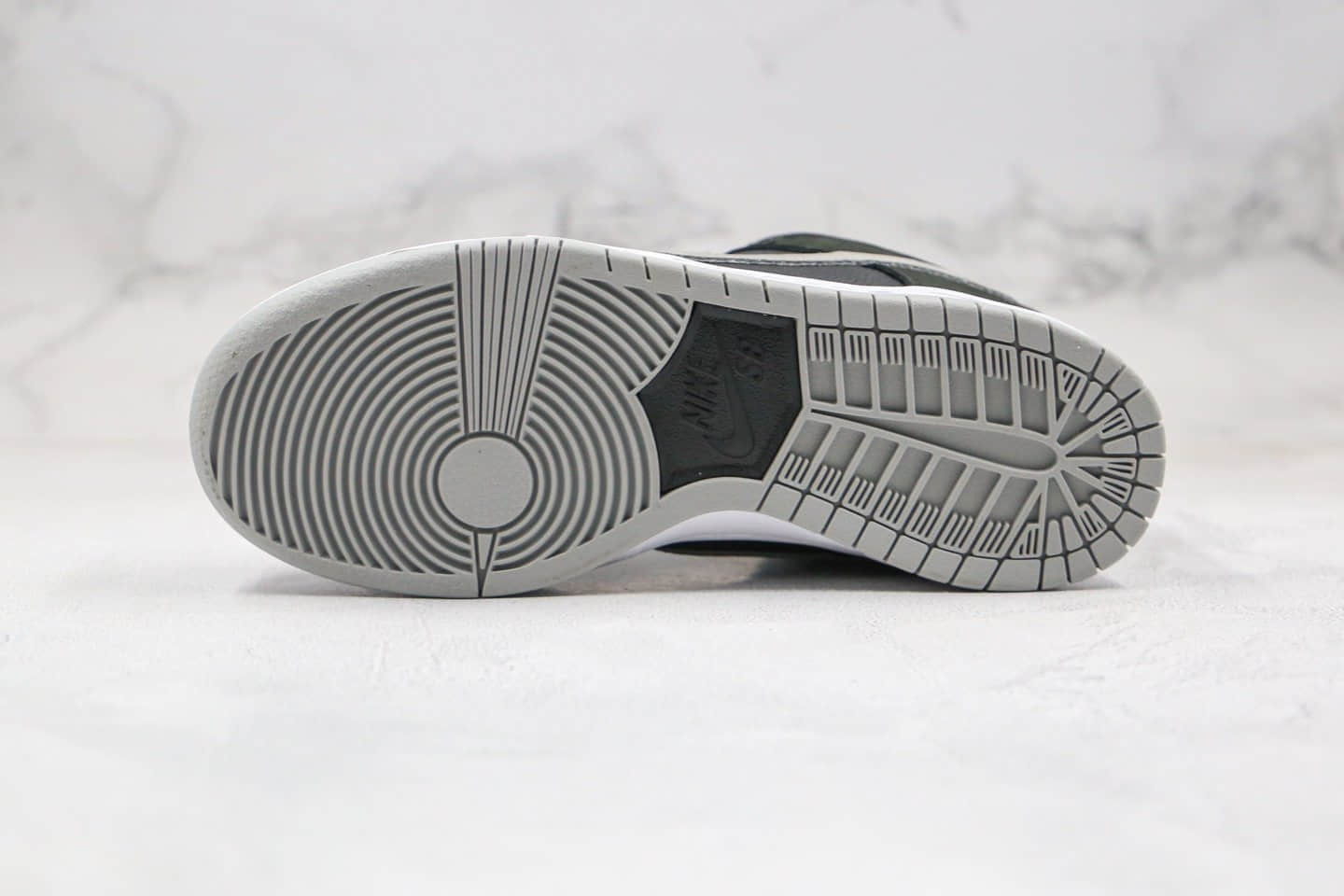 耐克Nike SB Dunk Low J-Pack Shadow纯原版本低帮SB DUNK影子灰配色板鞋内置NFC芯片扫描 货号：BQ6817-007