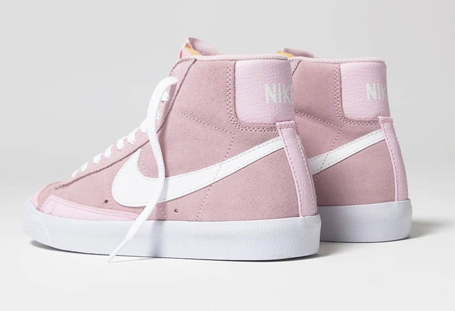 小姐姐必看！樱花粉 Nike Blazer Mid现已发售！