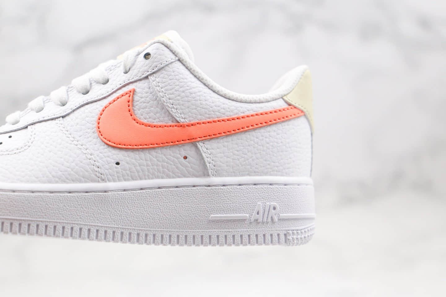 耐克Nike Air Force 1 'O7 White Atomic Pink纯原版本低帮空军一号蜜桃白橙色板鞋内置全掌Sole气垫 货号：315115-157