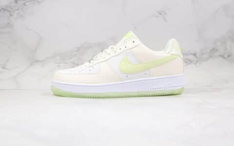 耐克Nike Air Force 1 Low纯原版本低帮空军一号高光温变米白紫色原鞋开模一比一打造 货号：315122-300