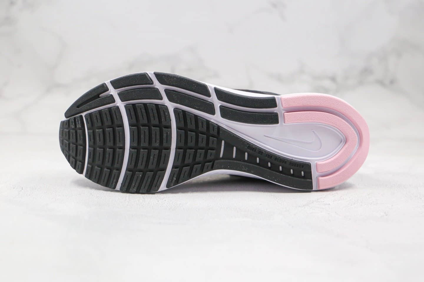 耐克Nike Zoom Structure 23纯原版本登月23代黑金色慢跑鞋内置ZOOM气垫原盒原标 货号：CZ6721-005