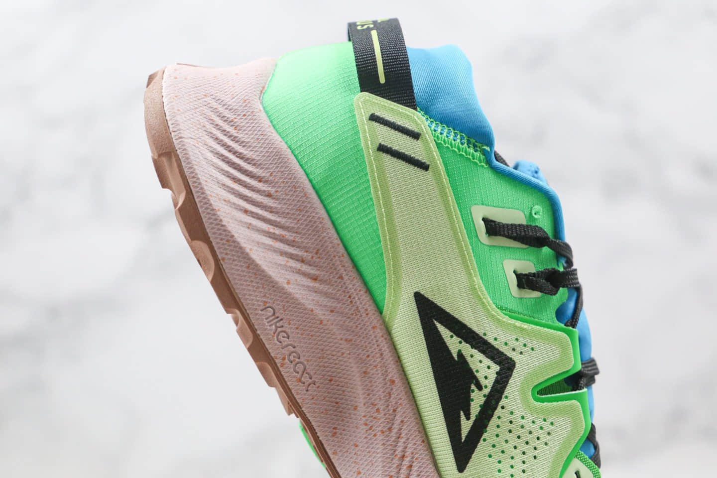 耐克Nike Zoom Pegasus Trall 2纯原版本登月二代绿蓝粉色马拉松越野跑鞋内置Zoom气垫支持长跑 货号：CK4305-700