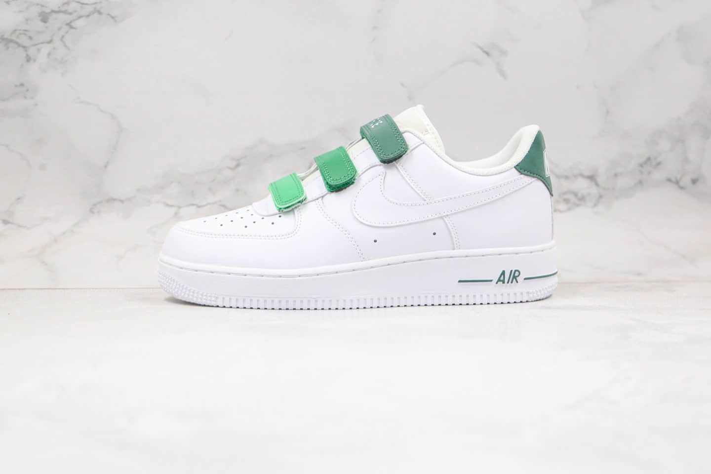 耐克Nike Air Force 1 Low纯原版本低帮空军一号魔术贴白绿色板鞋内置气垫 货号：898866-006