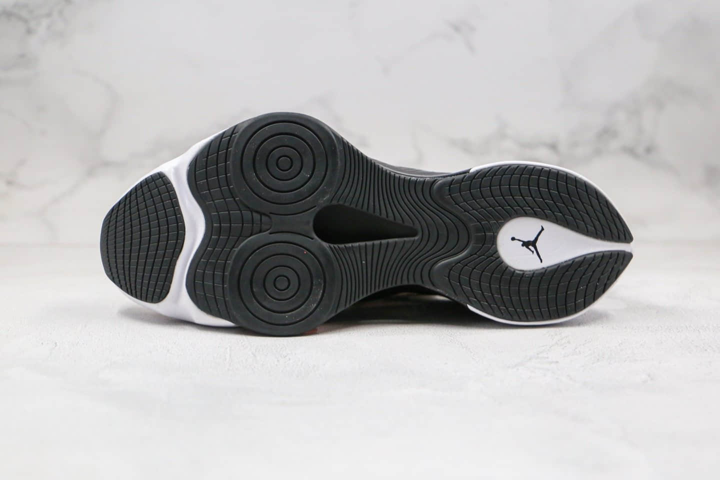 乔丹Air Jordan Air zoom renegade纯原版本蝉翼气垫跑鞋灰黑色原档案数据开发原盒原标 货号：CJ5383-100