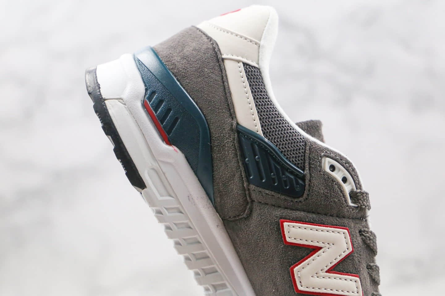 新百伦New Balance 998纯原版本灰红色NB998复古慢跑鞋原档案数据开发原盒原标 货号：M998CRA