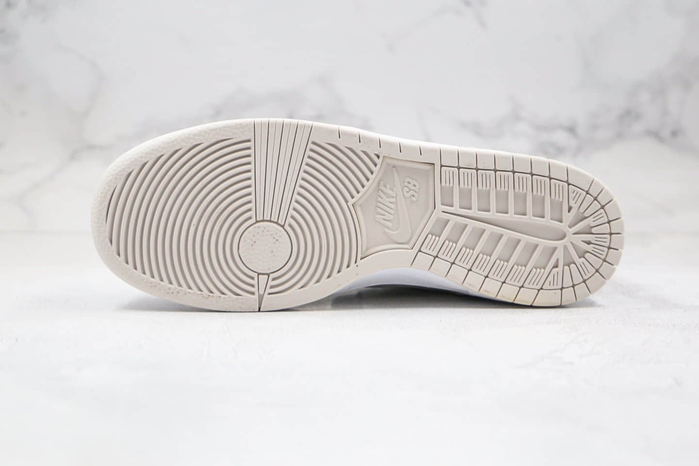耐克Nike SB Dunk Low纯原版本低帮SB DUNK板鞋海盐米白浅蓝灰色内置Zoom气垫 货号：AR0778-006