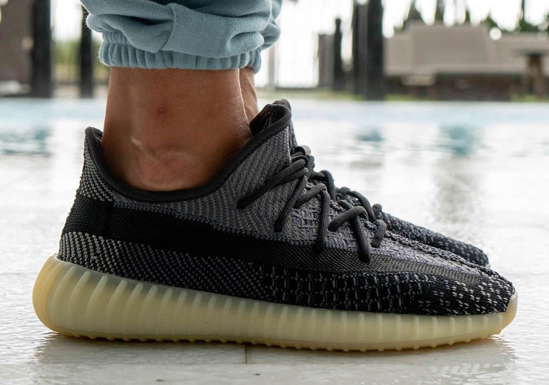 黑灰装扮超耐脏！Yeezy 350 V2奥利奥配色9月19日发售！ 货号：FZ5000