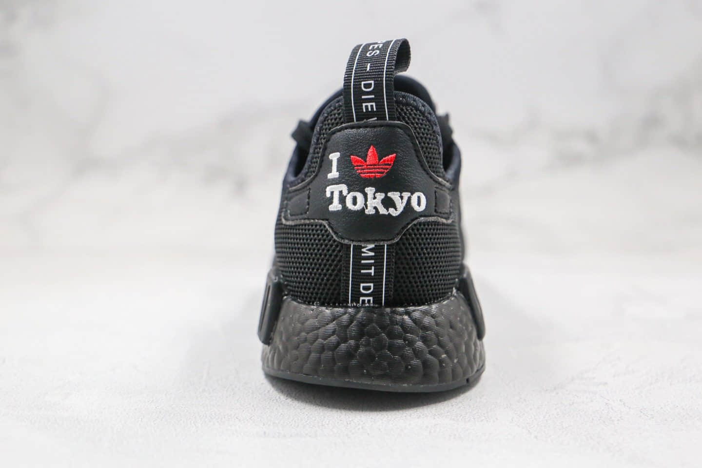 阿迪达斯adidas NMD R1 Tokyo纯原版本爆米花跑鞋NMD日本东京限定黑色原盒原标真巴斯夫缓震大底 货号：H67745