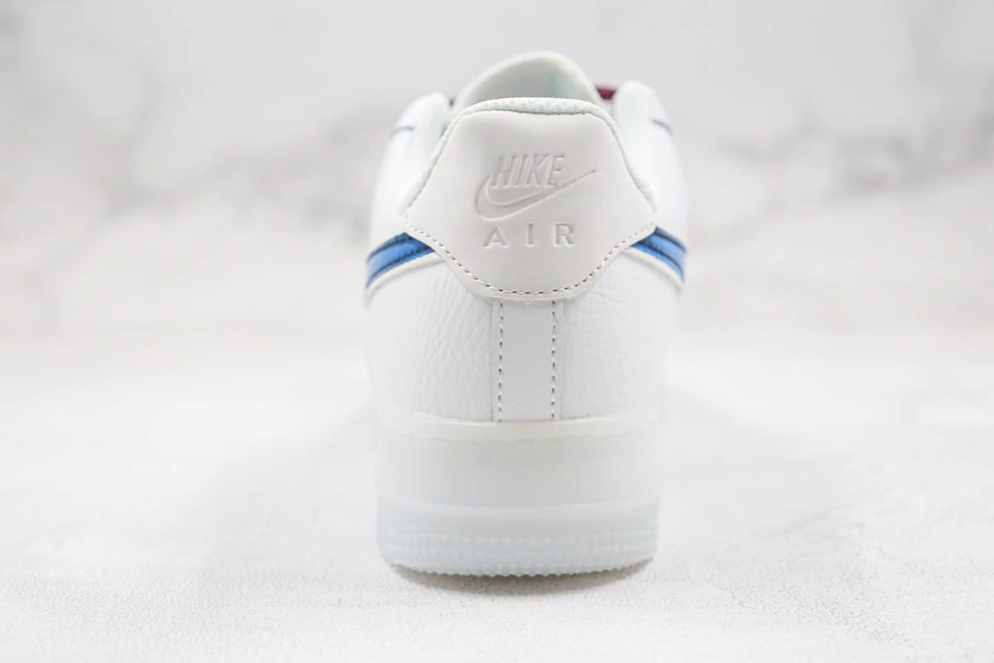 耐克Nike Air Force 1纯原版本空军一号低帮果冻底板鞋白黑蓝色内置气垫 货号：AH0287-208