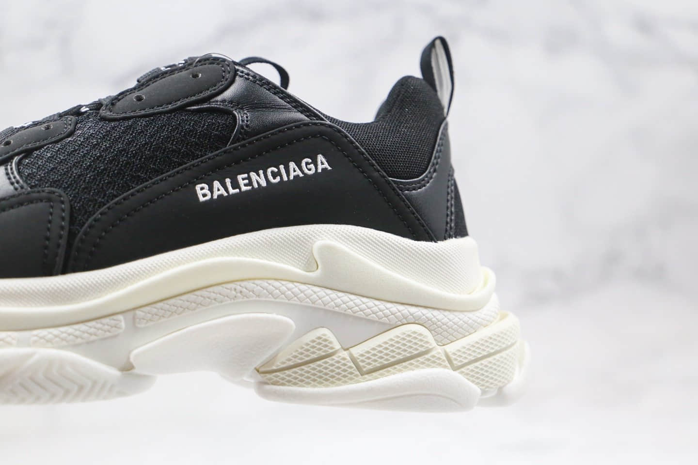 巴黎世家Balenciaga Triple S纯原版本黑白色原底原材