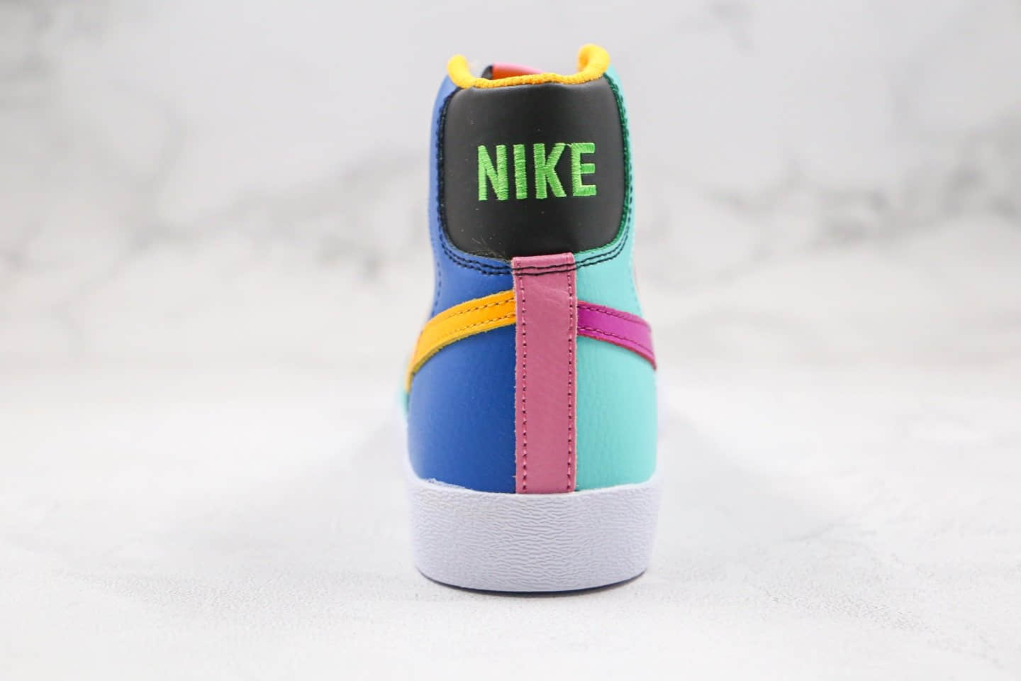 耐克Nike Blazer Mid Multi-Color纯原版本中帮开拓者鸳鸯彩色拼接蓝黄紫色板鞋原盒原标原楦头纸板打造 货号：CZ9441-400