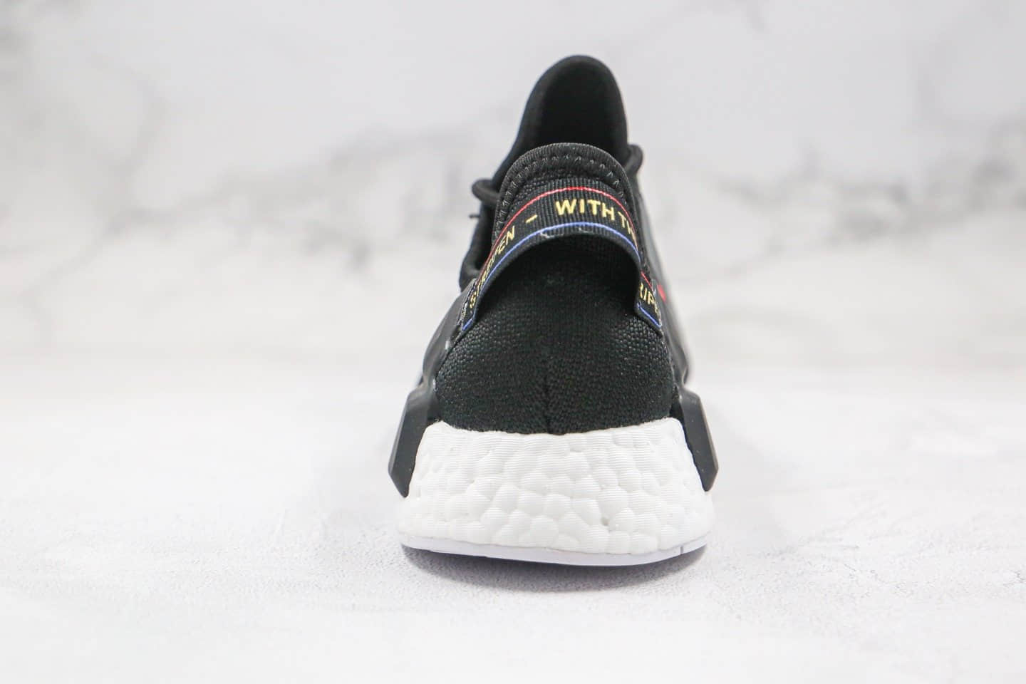 阿迪达斯adidas NMD R1 V2纯原版本爆米花跑鞋NMD二代日文竖杠黑白红蓝色变色龙原楦头纸板打造 货号：FV9028