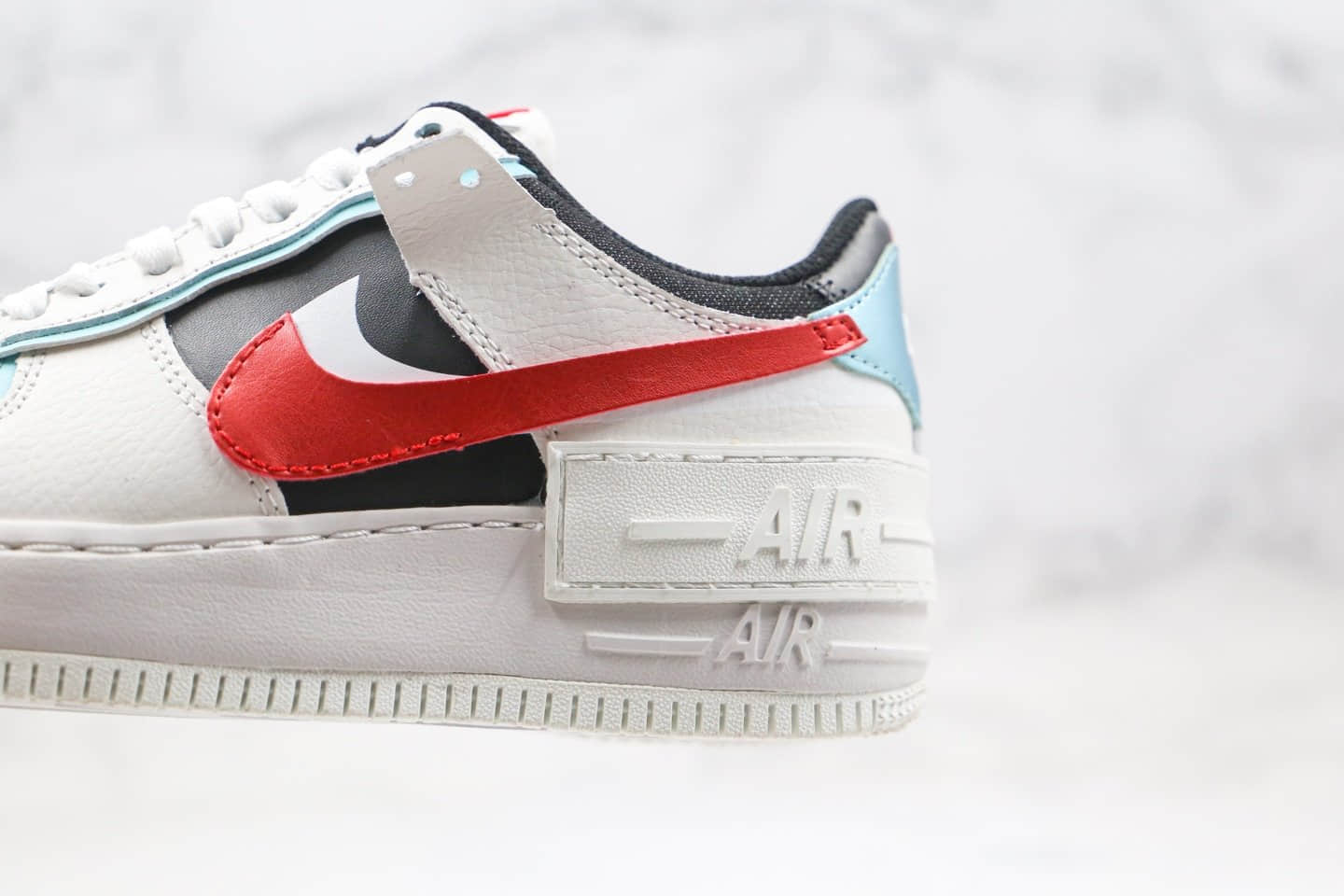 耐克Nike WMNS Air Force 1 Shadow纯原版本低帮空军一号马卡龙解构系列白红蓝色原楦头纸板打造 货号：DA4291-100