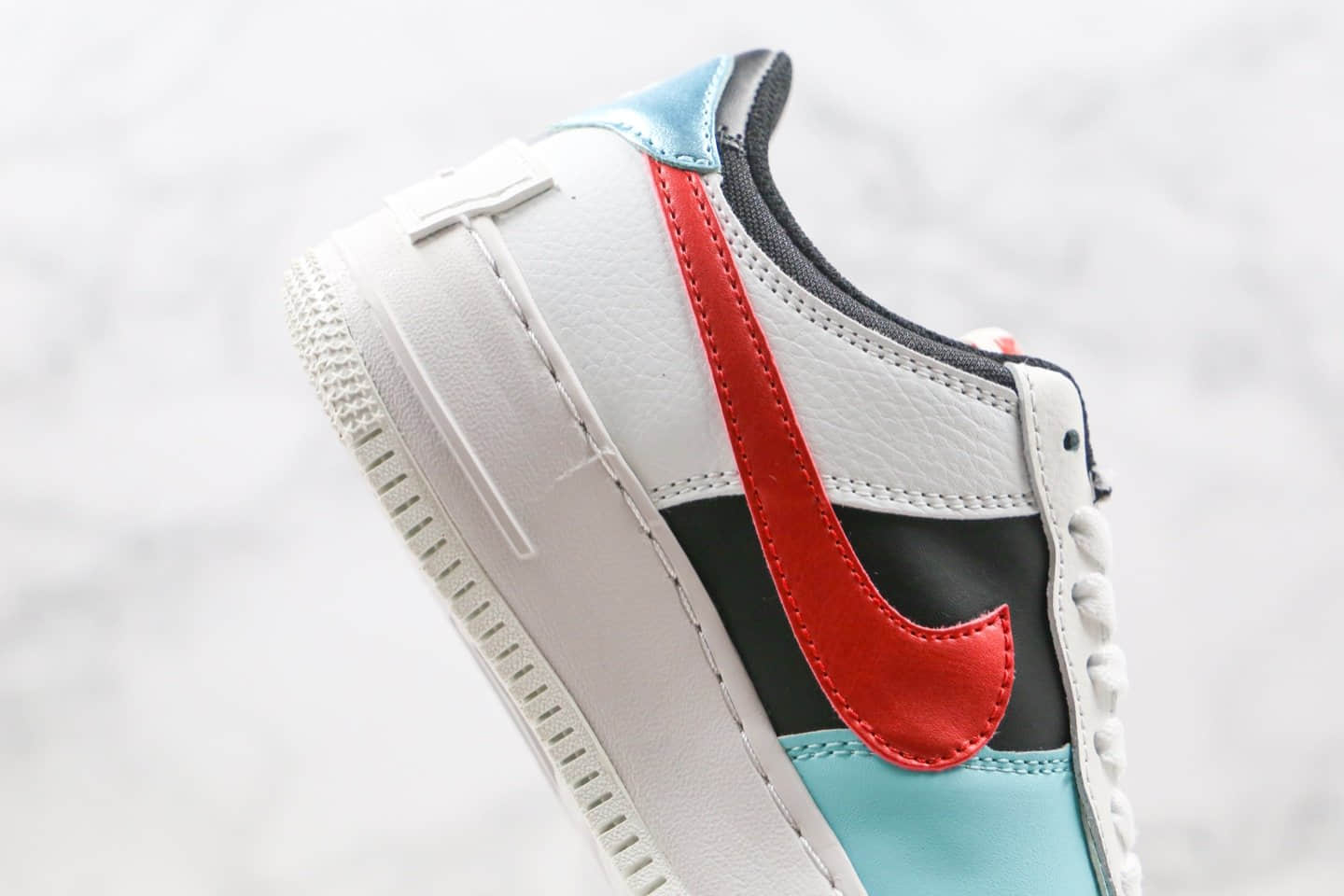 耐克Nike WMNS Air Force 1 Shadow纯原版本低帮空军一号马卡龙解构系列白红蓝色原楦头纸板打造 货号：DA4291-100