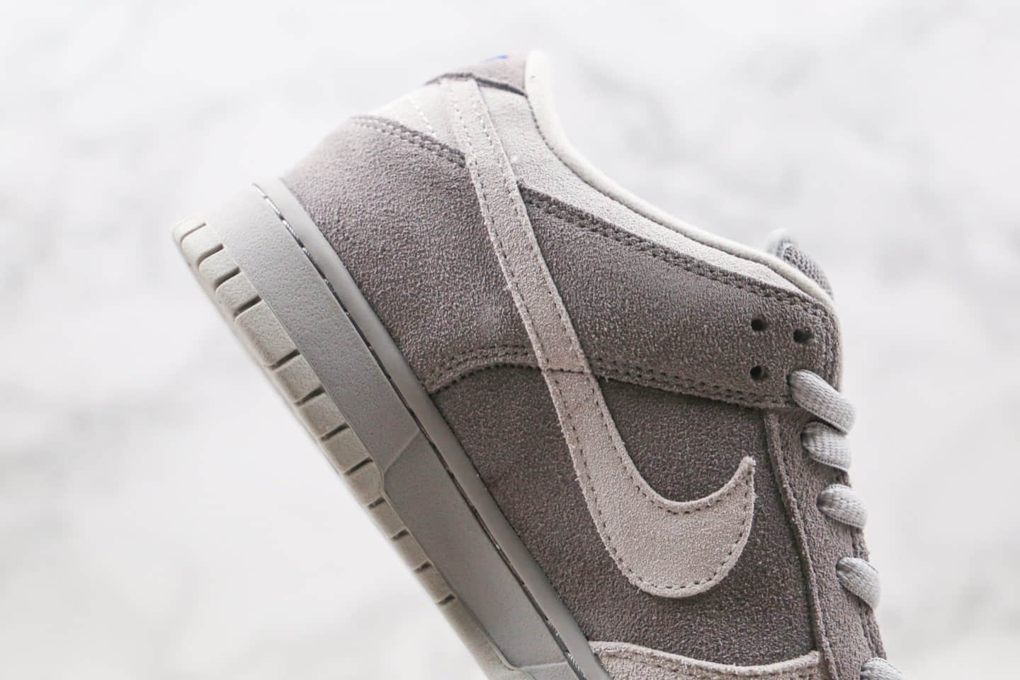耐克Nike Dunk Low Pro SB London纯原版本低帮SB dunk板鞋伦敦城市限定灰色内置Zoom气垫 货号：308269-111