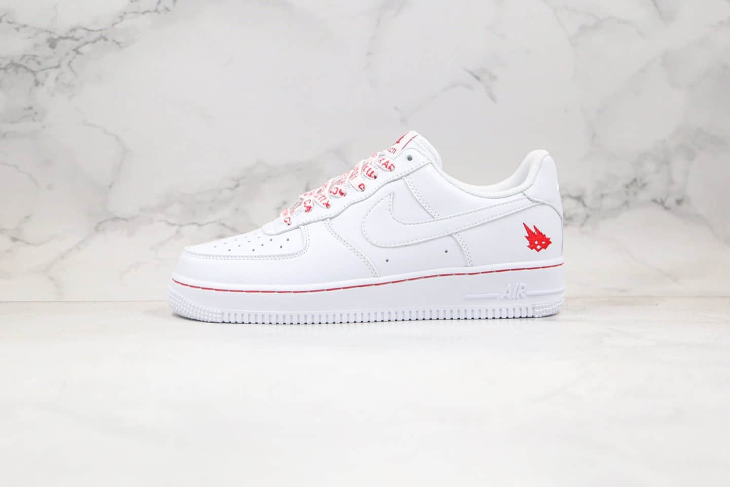 耐克Nike Air Force 1 Low x Travis Scott纯原版本低帮空军一号倒钩绝杀不死鸟刺绣限定版本白红色字母串标内置气垫 货号：CT9225-188