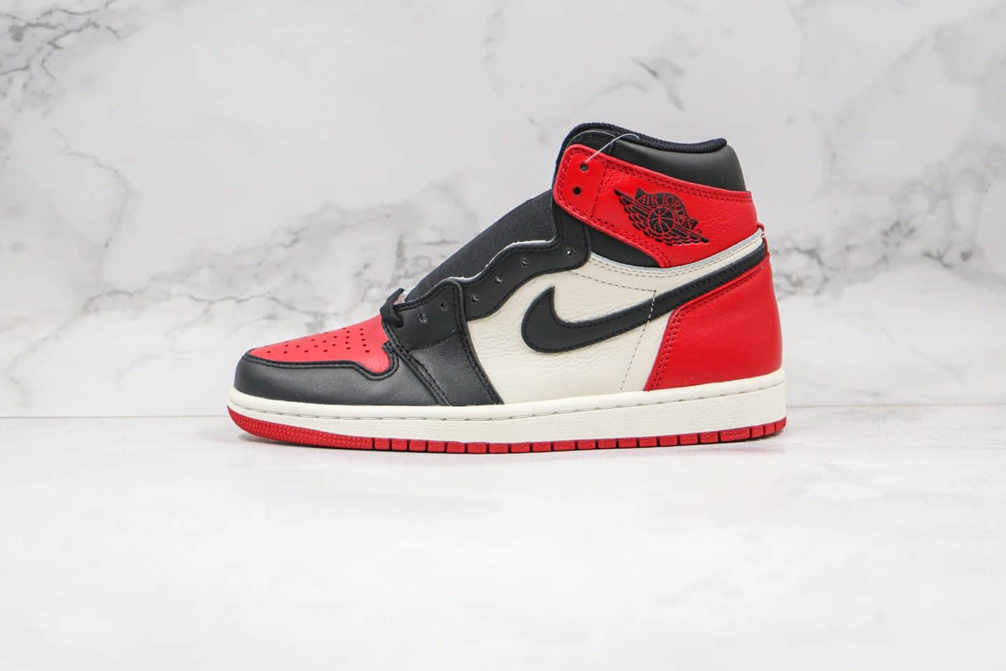 乔丹Air Jordan 1 Retro High OG Bred Toe纯原版本高帮AJ1黑红脚趾篮球鞋原档案数据开发原盒原标 货号：555088-610