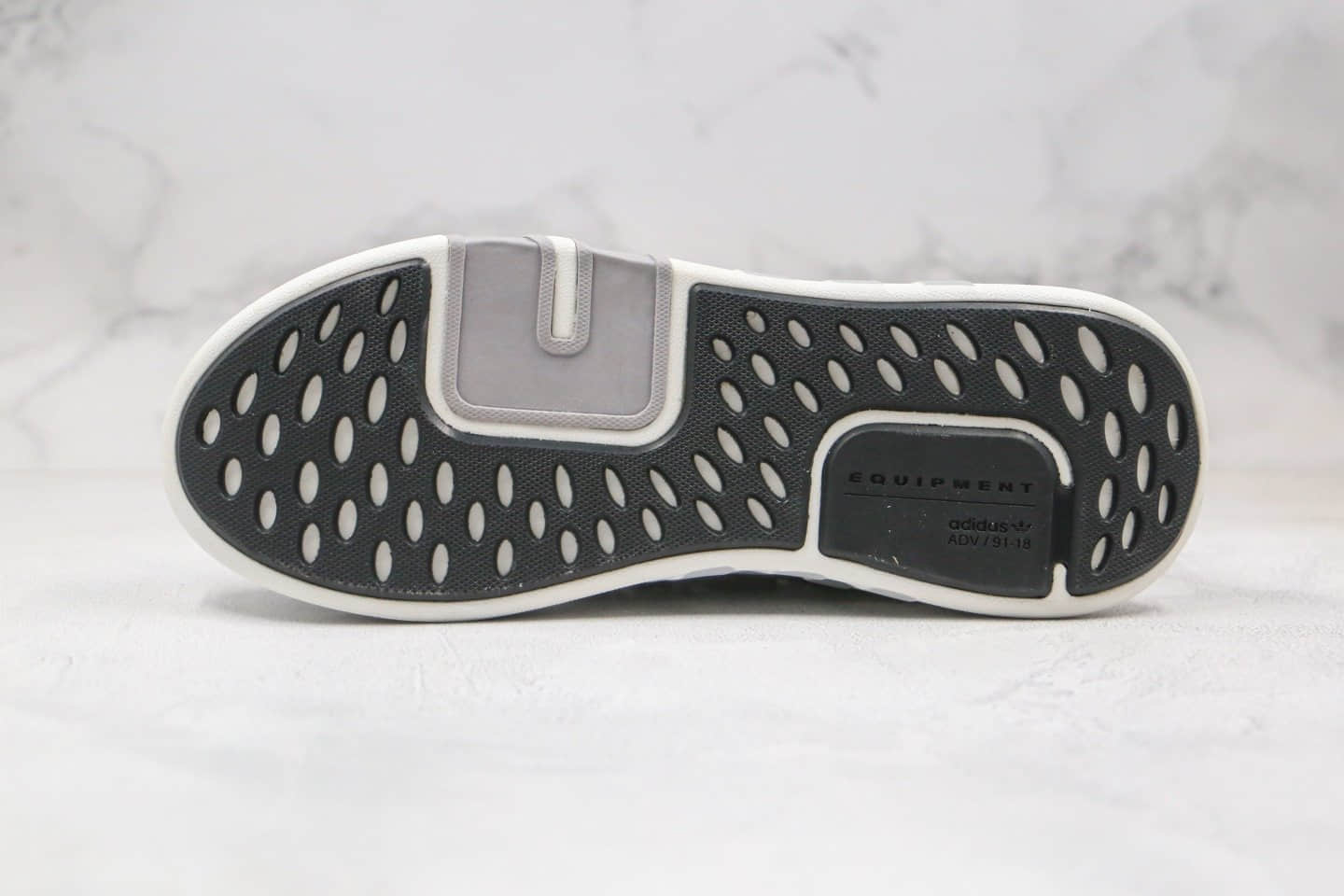 阿迪达斯Adidas EQT BASK ADV纯原版本复古慢跑鞋EQT支撑者系列灰色原档案数据开发 货号：FU9566