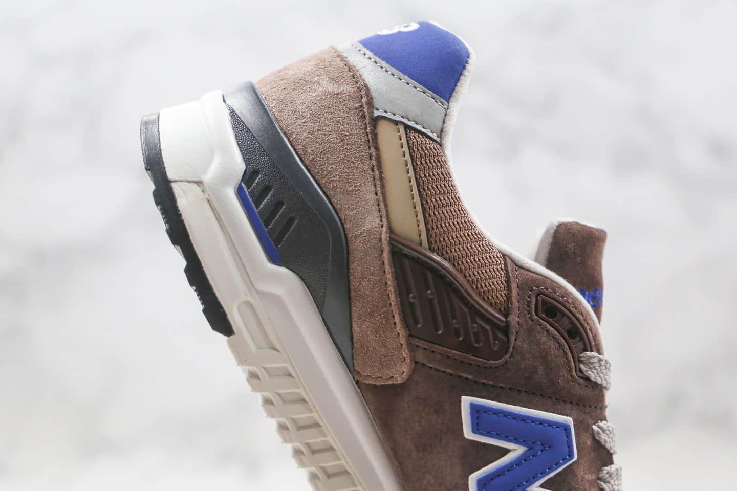 新百伦New Balance 998纯原版本复古老爹鞋NB998棕蓝色原盒原标原楦头纸板打造 货号：M998SBA