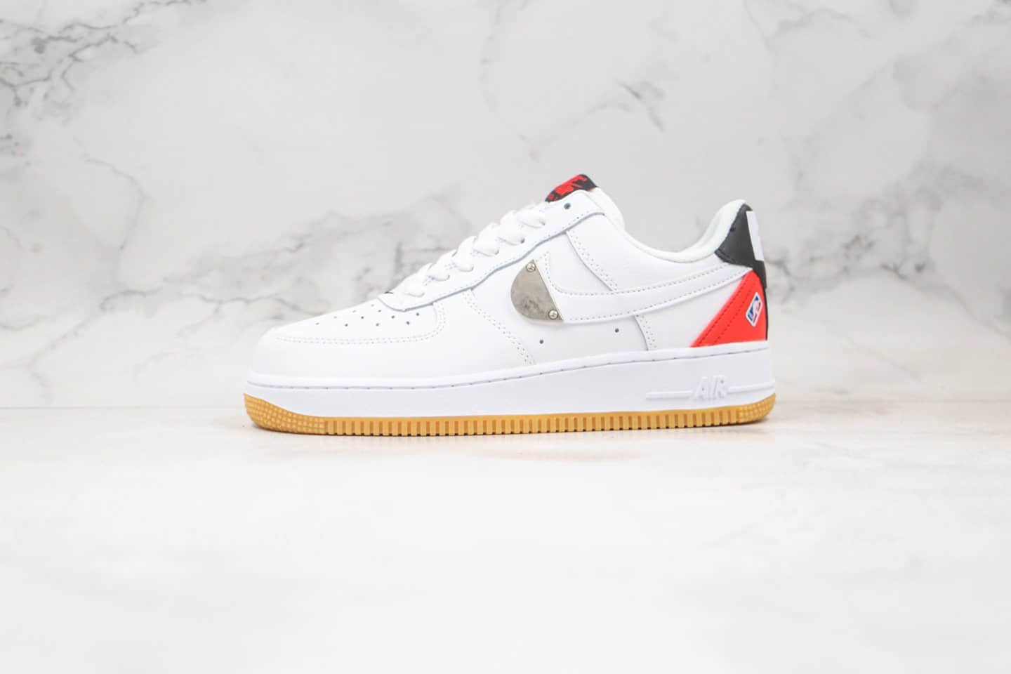 耐克Nike AIR FORCE 1 LOW WITH ACG VIBES纯原版本低帮登山者NBA联名款空军一号白银红黑色板鞋 货号：CT2298-100