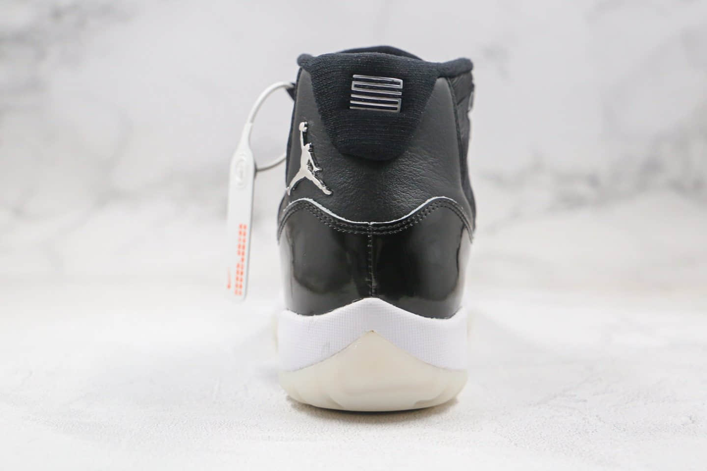 乔丹Air Jordan 11 Silver Eyelets纯原版本高帮AJ11大魔王2.0黑白银色篮球鞋内置真实碳板 货号：CT8012-011