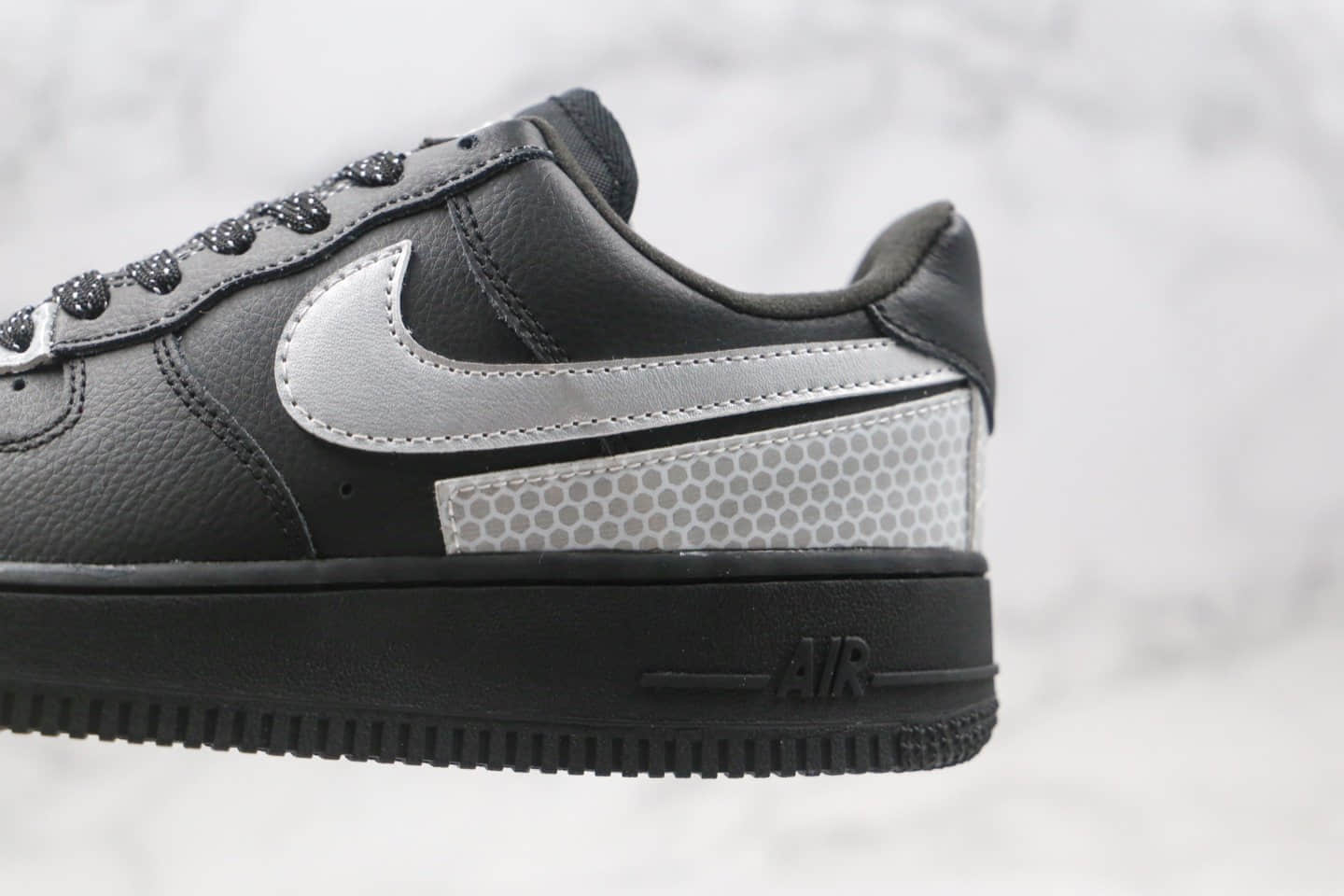 耐克Nike Air Force 1 Low '07纯原版本低帮空军一号黑灰银色板鞋内置全掌Sole气垫 货号：CT2299-100