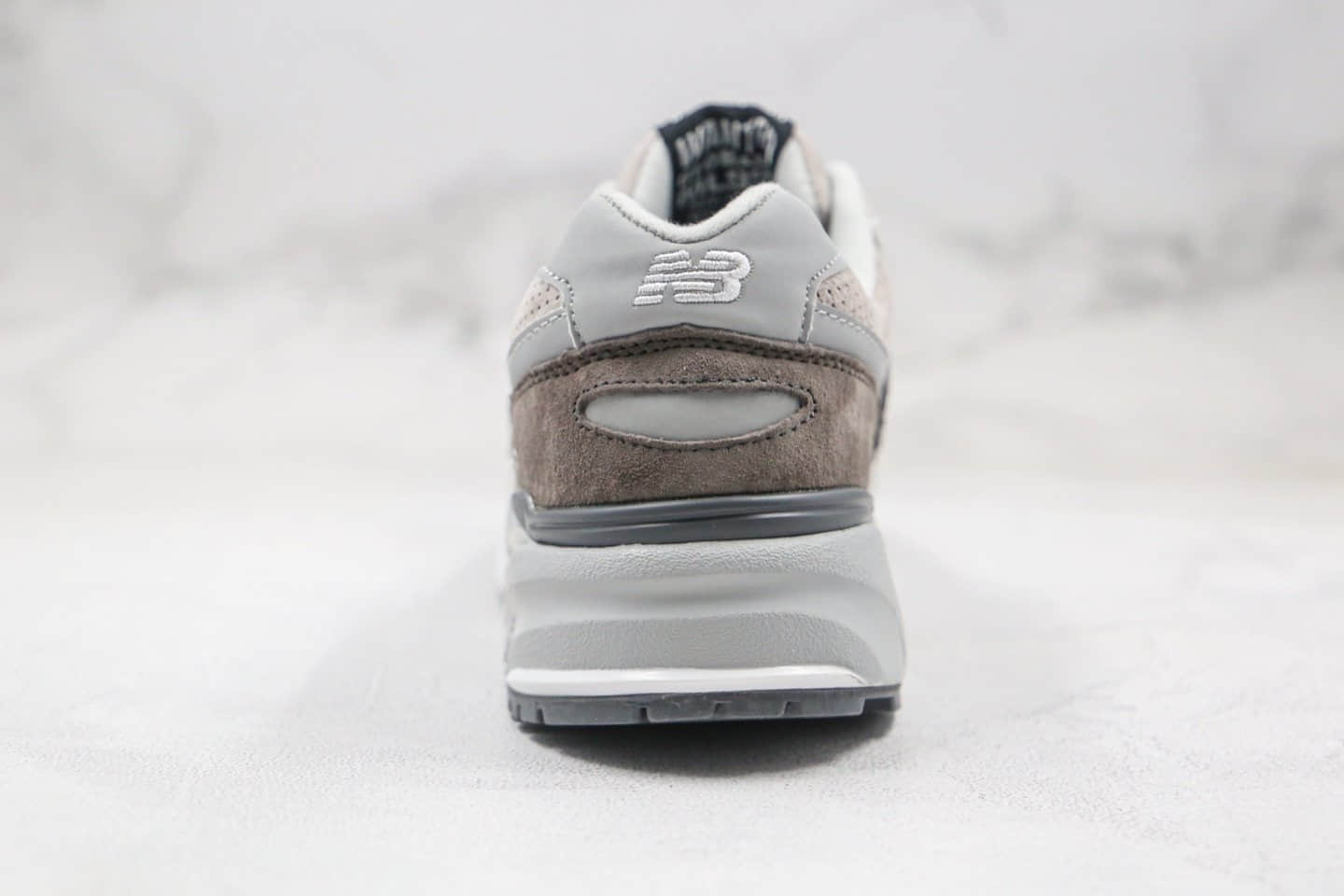 新百伦New Balance 999纯原版本复古慢跑鞋NB999灰色原楦头纸板打造正确鞋面卡色 货号：ML999MG