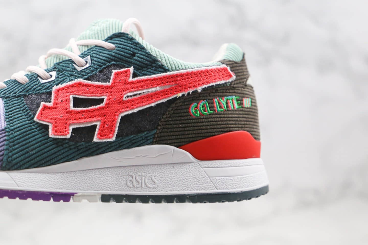 亚瑟士Asics Gel Lyte III x Sean Wotherspoon x atmos纯原版本三方联名款灯芯绒彩虹鸳鸯配色原盒原标 货号：1203A019-000
