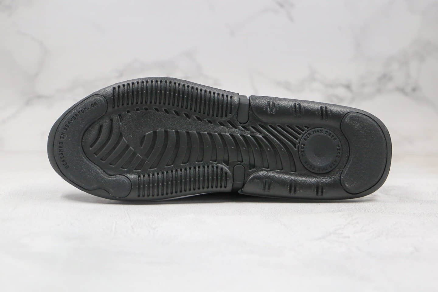 耐克Nike Air NIKEAIRMAXUPQS纯原版本太空半掌气垫尼龙布黑白色跑鞋原楦头纸板打造 货号：DA8984-100