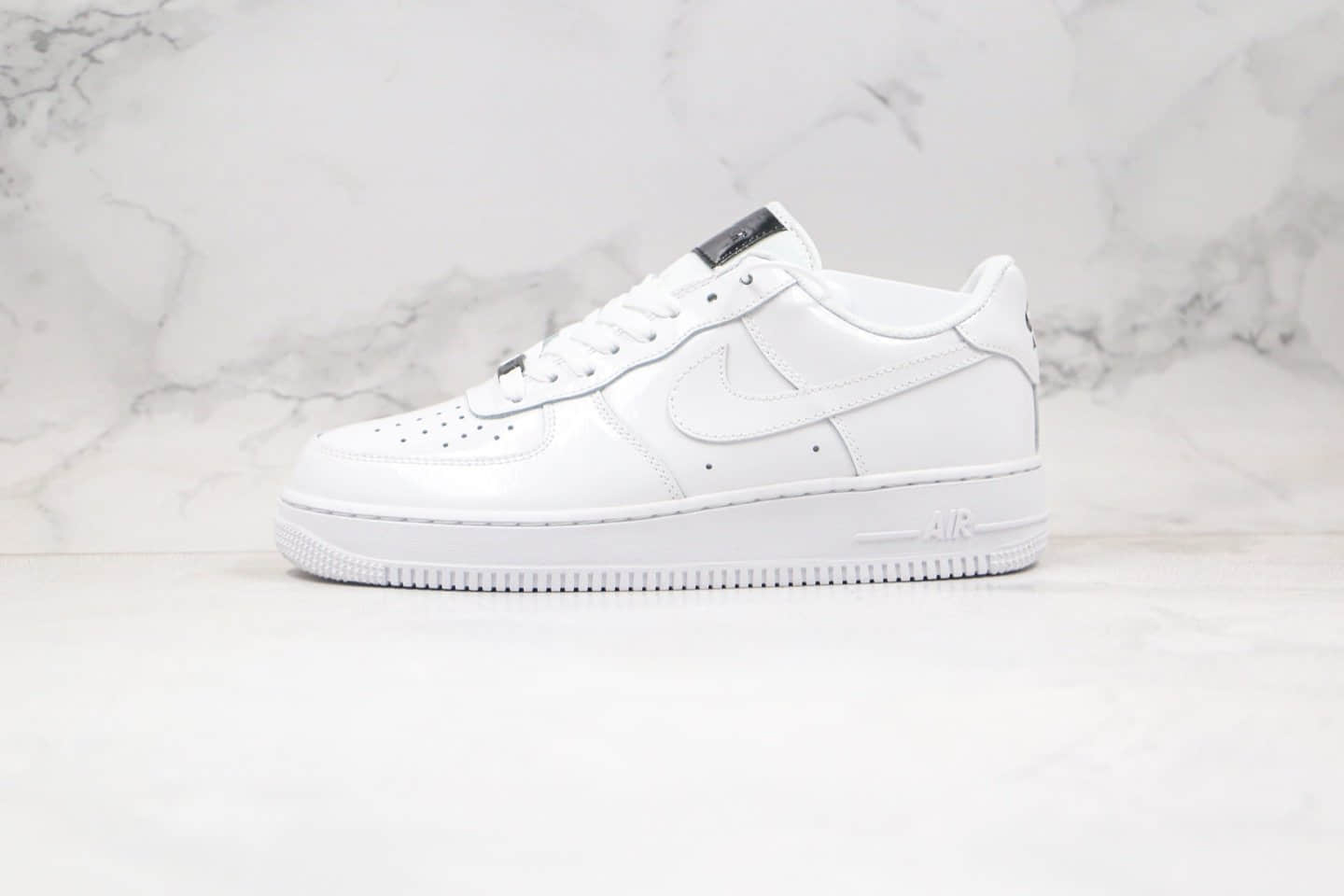 耐克Nike air force 1 Lux All-Star White纯原版本低帮空军一号漆皮白黑色板鞋原档案数据开发 货号：898889-100